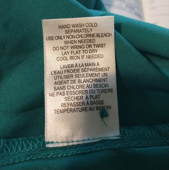 Christina B Turquoise Long Sleeve V-Neck Blouse, Size XL, High-Low Style - Picture 7 of 7